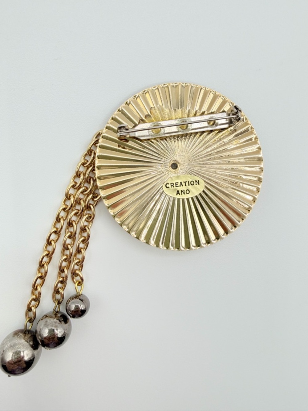 Vintage Statement Sunburst Brooch with Chain Tassel Drop - Picture 4 of 6